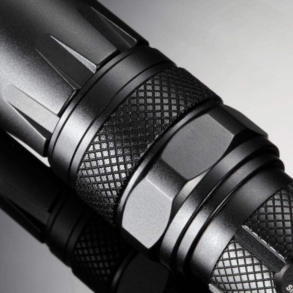 Nitecore SRT5 750 Lümen El Feneri (1X18650)