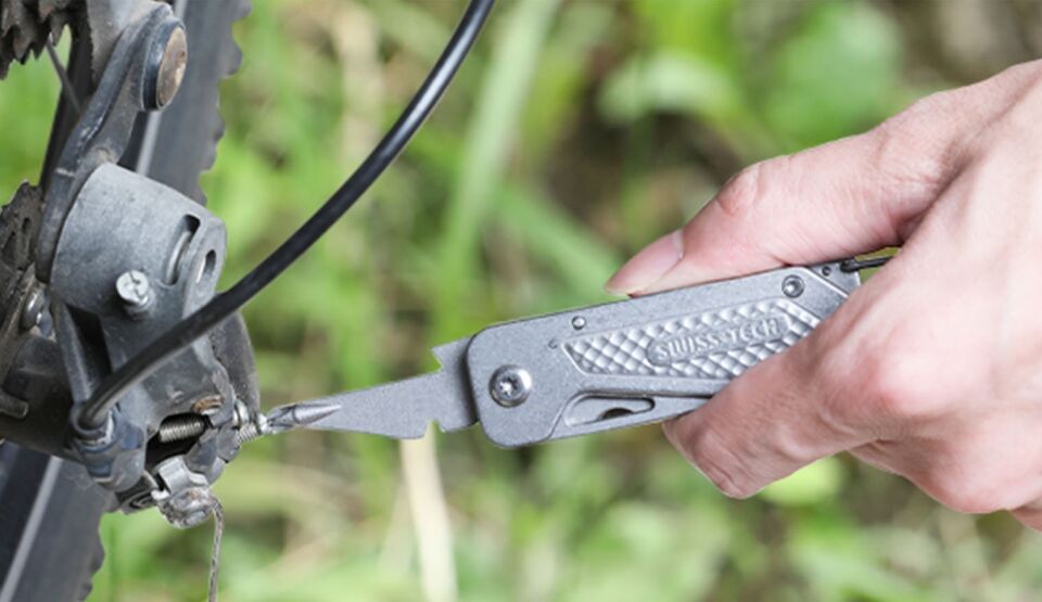 SwissTech 13-IN-1 Multi-Tools(Satin Polish)