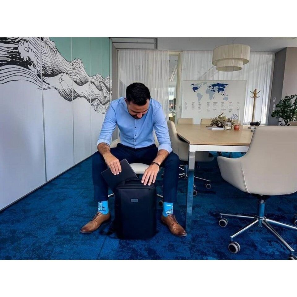 HUSKY Office 12 Lt Sırt Çantası (Siyah) Siyah