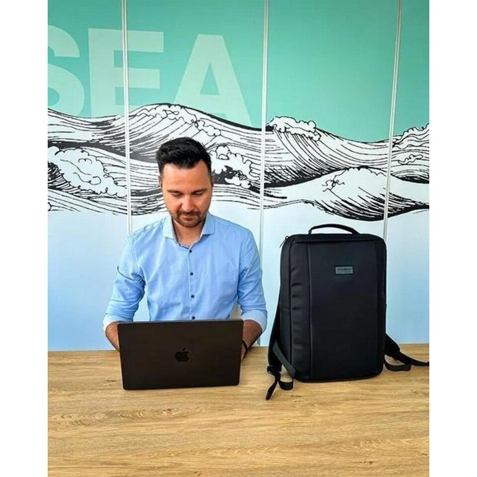 HUSKY Office 12 Lt Sırt Çantası (Siyah) Siyah